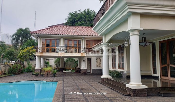Rumah Mansio. 2 1/2 lt kedoya baru raya 2