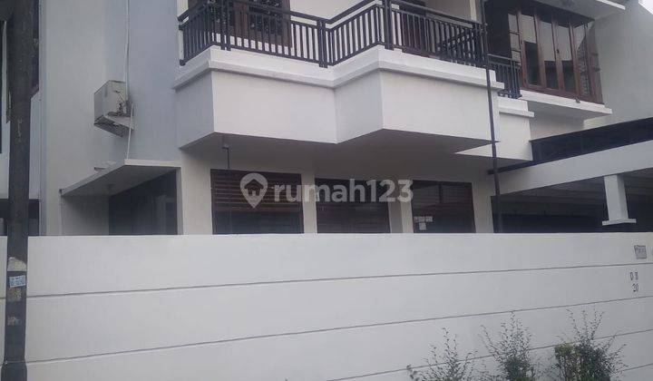 Rumah 2 1/2 lt anggrek garuda slipi 1