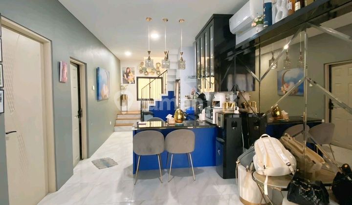 Dijual Rumah 3 Lt Minimalis Green Garden 2