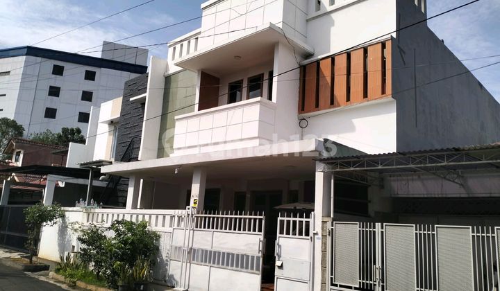 Rumah 2 Lantai Meruya Ilir