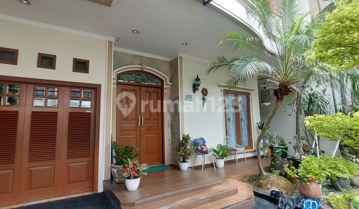For Sale Classic 2-Story House Permata Buana For Sale Classic 2-Story House Permata Buana
