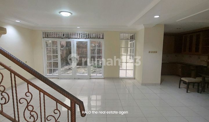Rumah 2 Lt Permata Buana 2