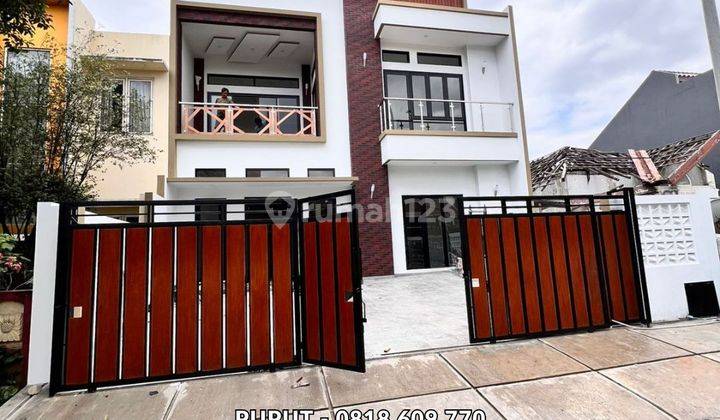 Rumah Impian Modern Minimalis, Harga Sangat Menarik di Bsd, Siap Huni  1