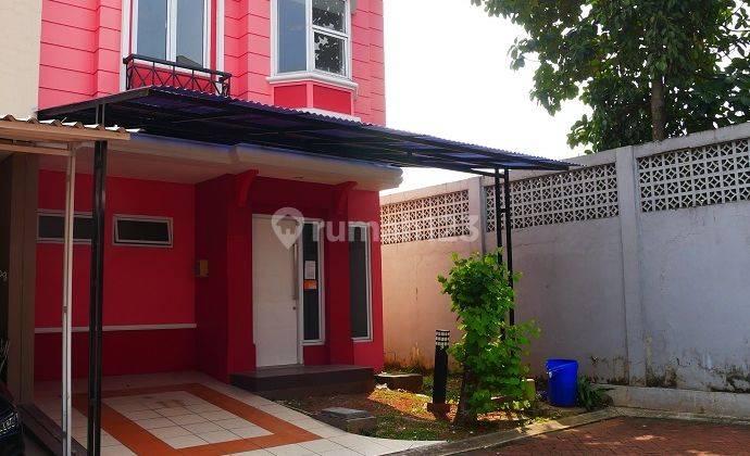 Dijual Rumah siap huni, Timur, di Cluster Milano Village Paramount 1