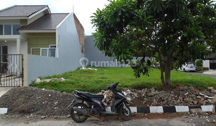 Kaveling hoek siap bangun, hadap barat dan selatan, di cluster cattleya  1