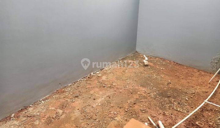 Dijual 2 Unit Ruko Baru, Timur, Lokasi Sangat Strategis 4