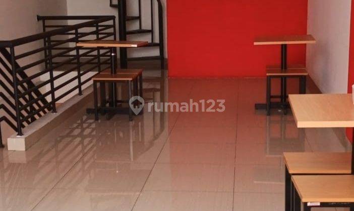 Ruko Siap Pakai, Selatan, Lokasi di Kompleks Ruko Azores Banjar Wijaya 8