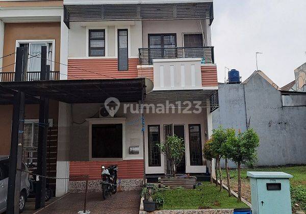 Rumah Sudah Direnovasi, Selatan, di Cluster Holandia, Lippo Karawaci 1