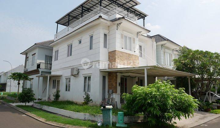 Rumah Bangunan Mandiri, Hoek, Selatan,dicluster Pinewood Banjar Wijaya 2