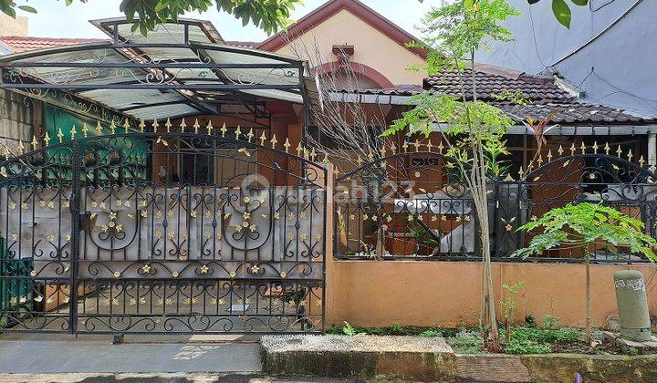 Dijual Rumah Sudah Full Bangunan, Selatan, di Cluster Banjar Wijaya 1