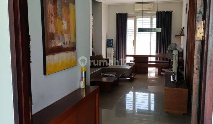 Dijual Ex Rumah Contoh, Selatan, di Perum Premier Park 1, Modernland 2