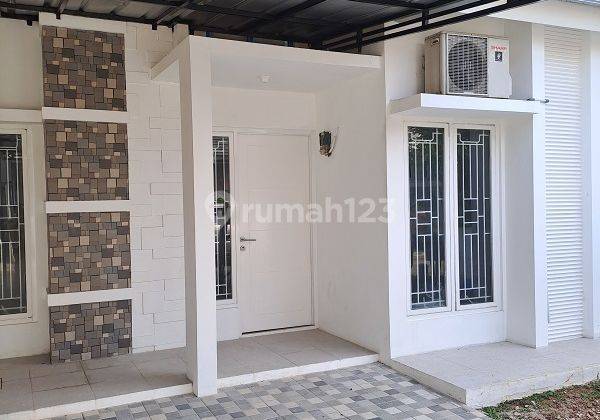 Rumah sudah direnovasi, selatan, di Cluster River Serpong Garden 2