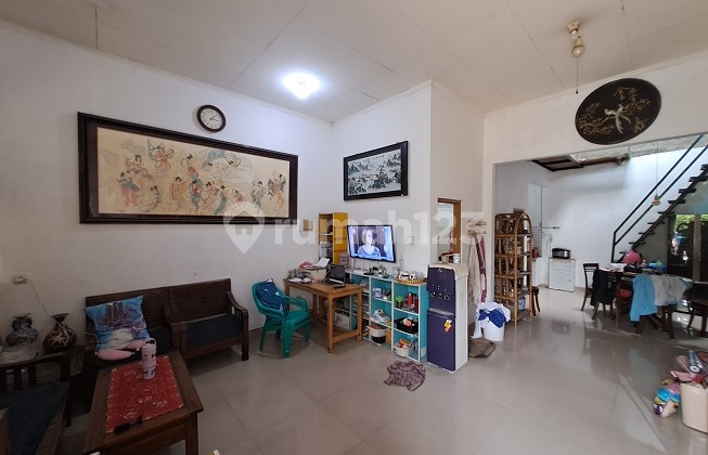 Rumah siap huni, renovasi, 1,25 lantai, Utara, di Cluster Banjarwijaya 2