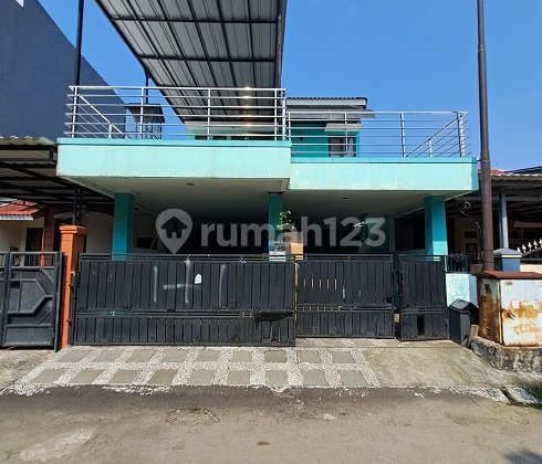 Habitable house, renovated, 2 floors, West, in Banjar Wijaya Cluster Habitable house, renovated, 2 floors, West, in Banjar Wijaya Cluster