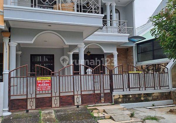 Harga Murah, Rumah Sdh Full Bangunan, Utara, Di Cluster Banjar Wijaya 1