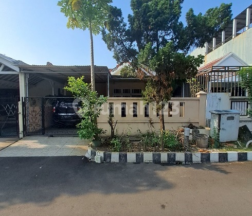 Rumah siap huni, renovasi, 1,25 lantai, Utara, di Cluster BanjarWijaya