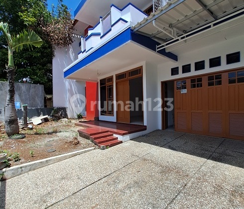 Rumah Siap Huni, Renovasi, Boulevard, Barat Daya, di Perum Modernland 2