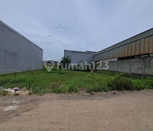 Kavling siap bangun, perlu diuruk, di Kompleks Kavling DPR Cipondoh