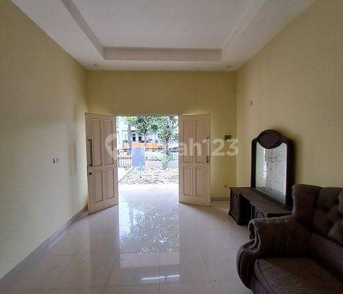 ruang keluarga turun harga, rumah bangunan mandiri,