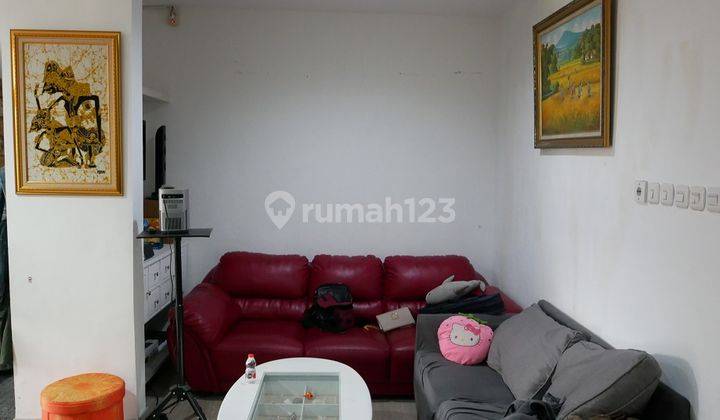 Rumah Siap Huni, Renovasi, 1,5 Lt, Selatan, di Cluster Banjar Wijaya 2