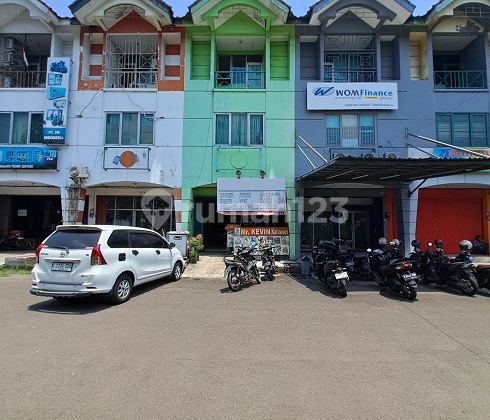 Ruko Siap Pakai, 3,5 Lt, Boulevard, Tenggara, di Ruko Victoria Park