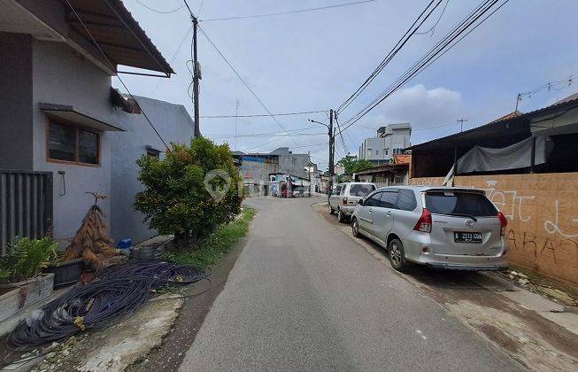 Dijual Ex Cafe dan Rumah tinggal, Barat daya, di Jl. Saham Tangerang 2