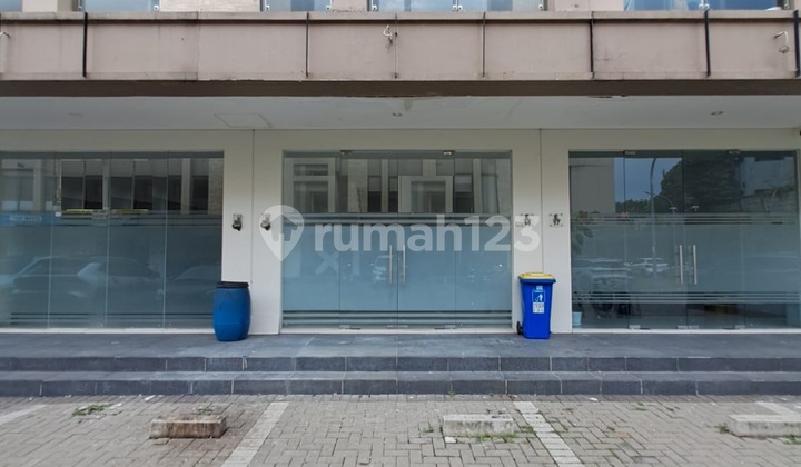 Ready-to-use shophouse, 3 floors, North, in Ice Business Park BSD Shophouse Complex Ready-to-use shophouse, 3 floors, North, in Ice Business Park BSD Shophouse Complex