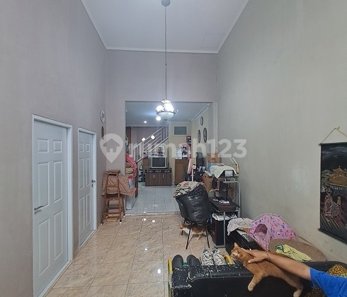 Rumah Siap Huni, Renovasi, 1,5Lt, View Taman, di Cluster Banjar Wijaya Rumah Siap Huni, Renovasi, 1,5Lt, View Taman, di Cluster Banjar Wijaya