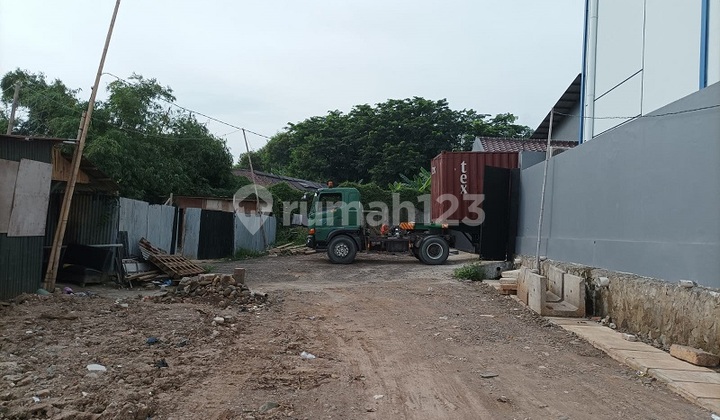 Ready-to-Use Warehouse, 1 Floor, Accessible by 40-Foot Containers, in Dpr Plot. Ready-to-Use Warehouse, 1 Floor, Accessible by 40-Foot Containers, in Dpr Plot.