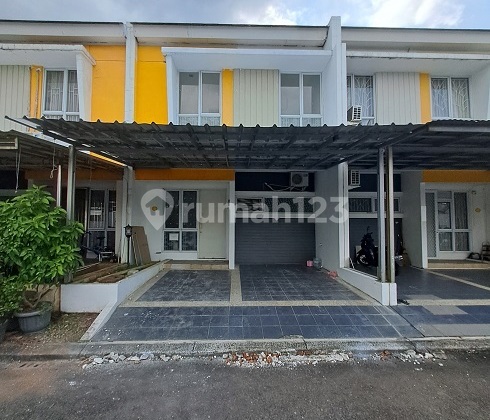 Rumah siap huni, Renovasi, 2 lantai, Timur, di Cluster Modernland Rumah siap huni, Renovasi, 2 lantai, Timur, di Cluster Modernland