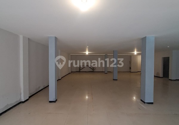  3 Ruko gandeng siap pakai, 3,5 lt, selatan, di Jln.  Industri Jatake