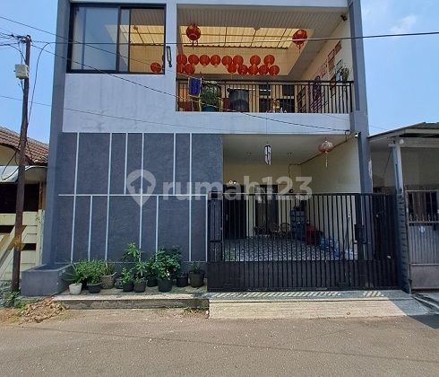 Rumah siap huni, Minimalis modern, 2 LT, di Perum Kalideres Permai Rumah siap huni, Minimalis modern, 2 LT, di Perum Kalideres Permai