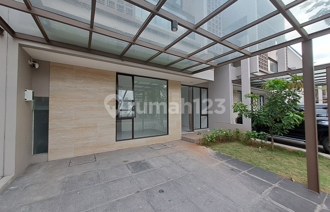 New House, Ready to Use, Unfurnished, in Citra Garden Serpong Housing Estate.