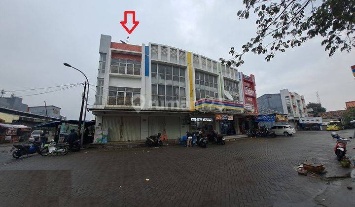 Ruko Siap Pakai, Hadap Boulevard, di Ruko Sentra Bisnis Grand Royal 2