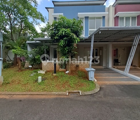 Rumah 2 LT, Hook, samping Club House, diCluster Thomson Gading Serpong 1