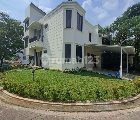 Rumah Baru, Bangunan Mandiri, 3 Lantai, di Cluster The Eminent BSDCITY 2