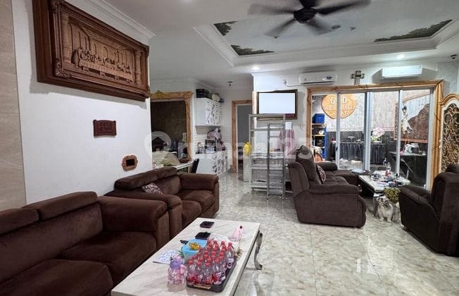 Luxury House Ready to Occupy, Fully Renovated, 3 Floors, in Green Which Cluster BSD 2