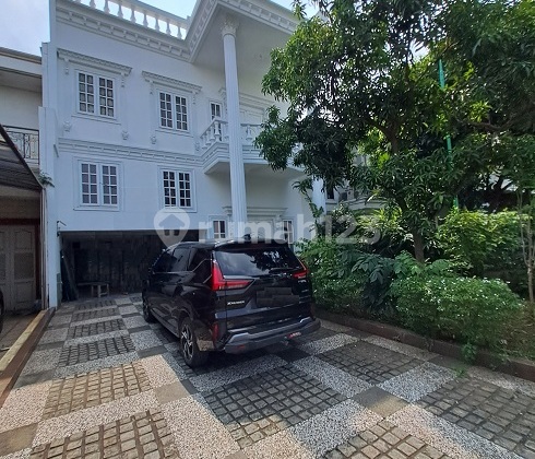 Rumah Mewah siap Huni, Bangunan Mandiri, Tenggara, diClusterModernland