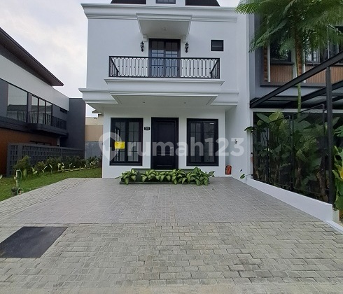 Brand new, American Classic, 3 Lt, Lokasi Di Cluster The Icon BSD City