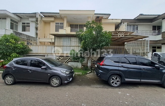 Rumah butuh renovasi, Timur laut, Boulevard, 2 Lt, di Perum Modernland Rumah butuh renovasi, Timur laut, Boulevard, 2 Lt, di Perum Modernland