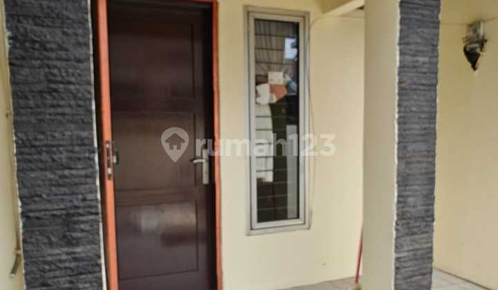 Ready-to-Use House, 1 Floor, Unfurnished, in Banjar Wijaya Cluster 2