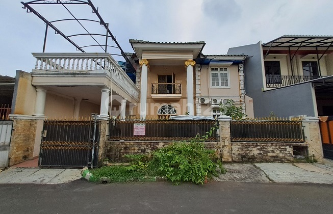 Rumah sudah renovasi, American Classic, 2 LT, di Cluster Banjar Wijaya