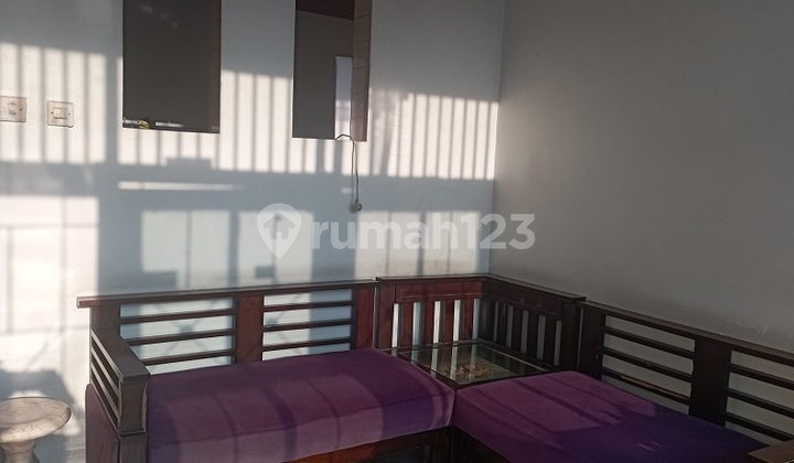 Rumah Siap Huni, Renovasi, Timur, 2 Lantai, di Cluster Modernland 2