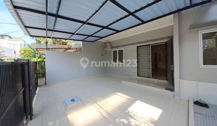 Dijual Rumah Baru, Full Renovasi, Selatan, di Sektor Gading Serpong 2