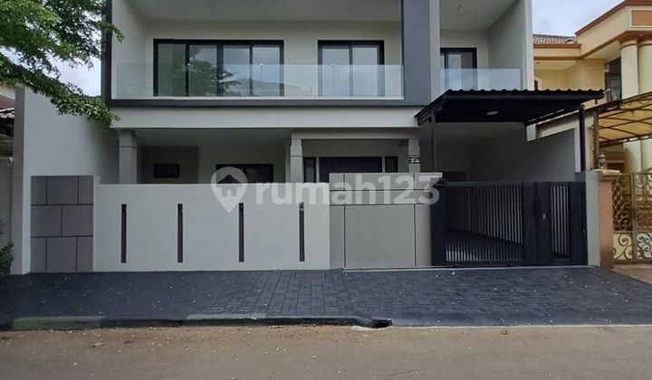 Rumah Baru, full renovasi, Minimalis modern, di Perum Puspita Loka BSD