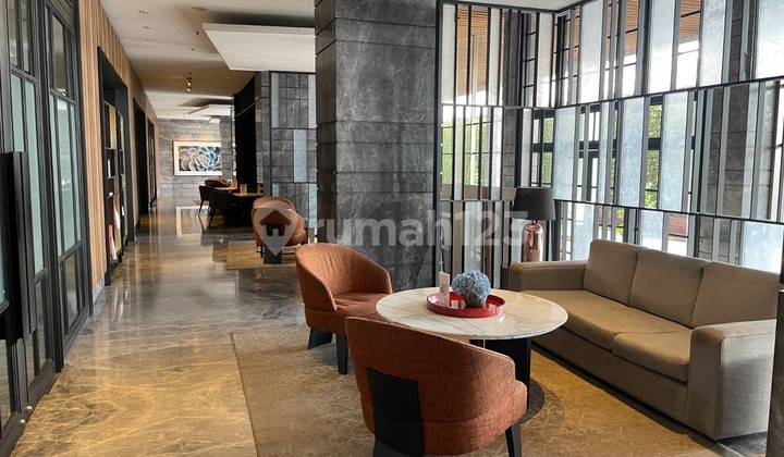 Good 2-Bedroom Apartment on the Edge of Serpong Road.