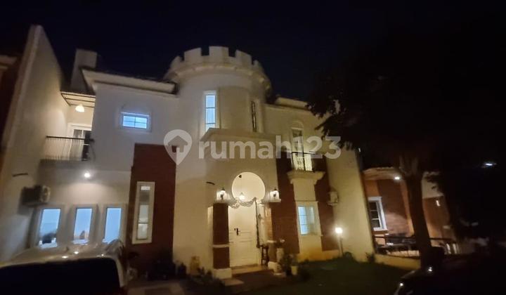 For Sale Ready-to-Occupy Home, Strategic Location in Alicante Area Gading Serpong