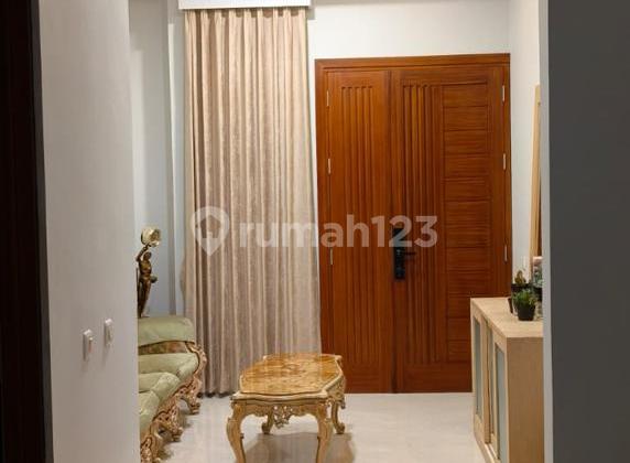 For Sale New Condition Ready-to-Occupy House in Edelweiss, BSD 2