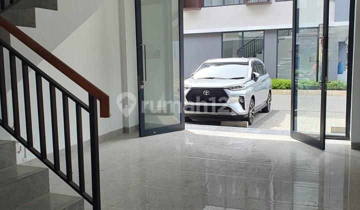 Dijual Ruko Bagus, Siap Usaha, Unfurnished Di Campton Area BSD Dijual Ruko Bagus, Siap Usaha, Unfurnished Di Campton Area BSD