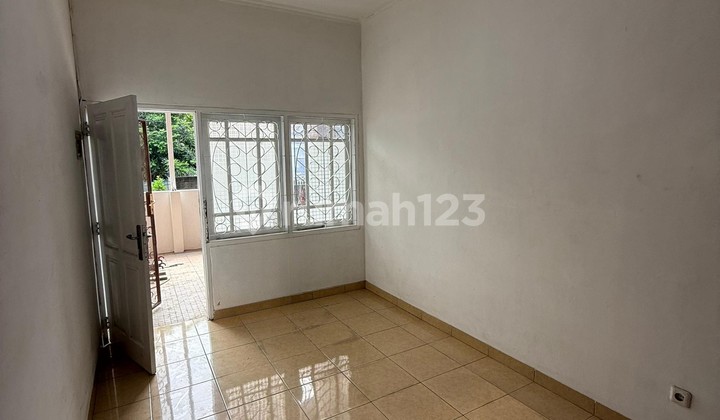 Dijual Rumah Siap Huni Kondisi Bagus Di Villa Melati Mas Area BSD 2